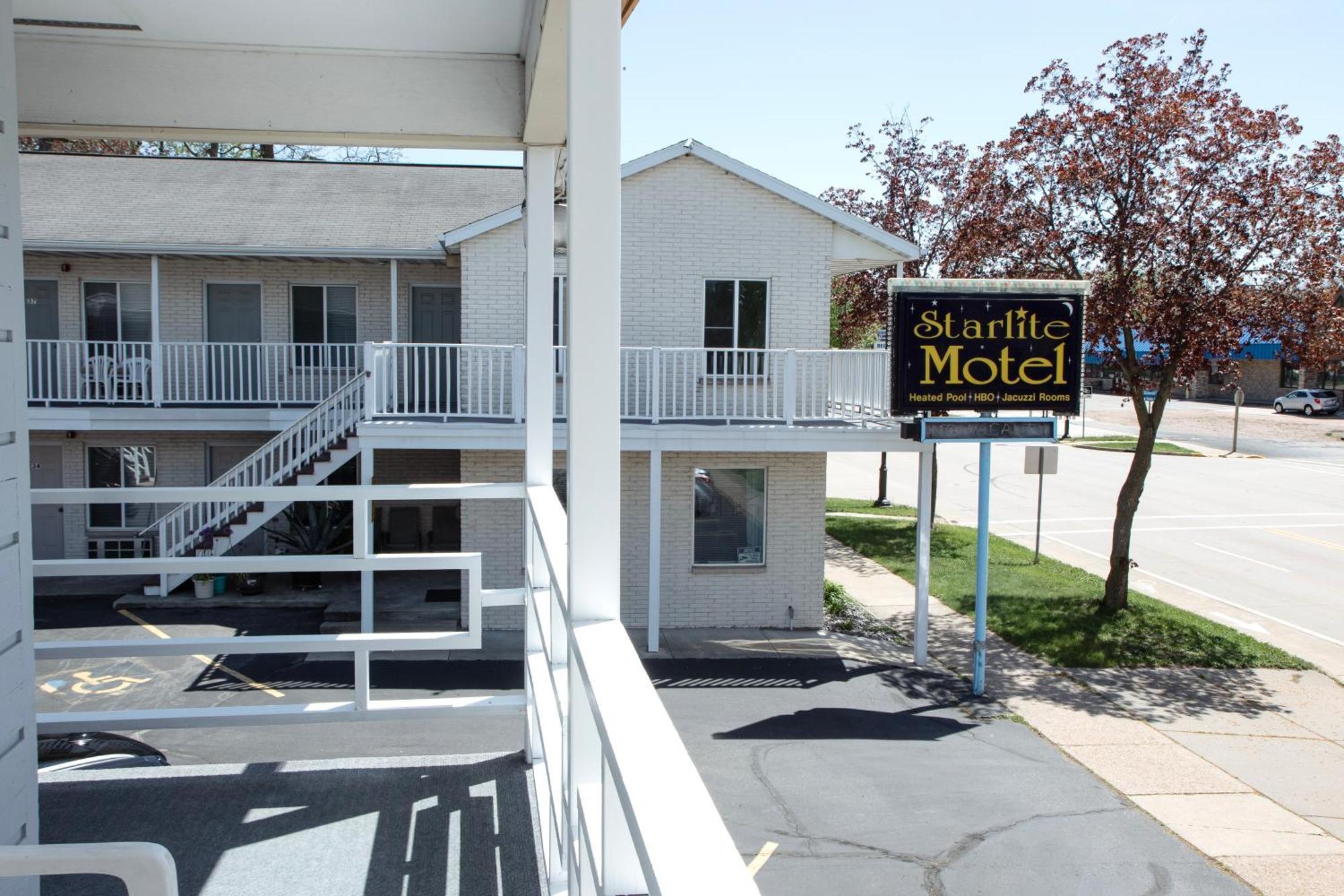 Starlite Motel Wisconsin Dells Exteriör bild