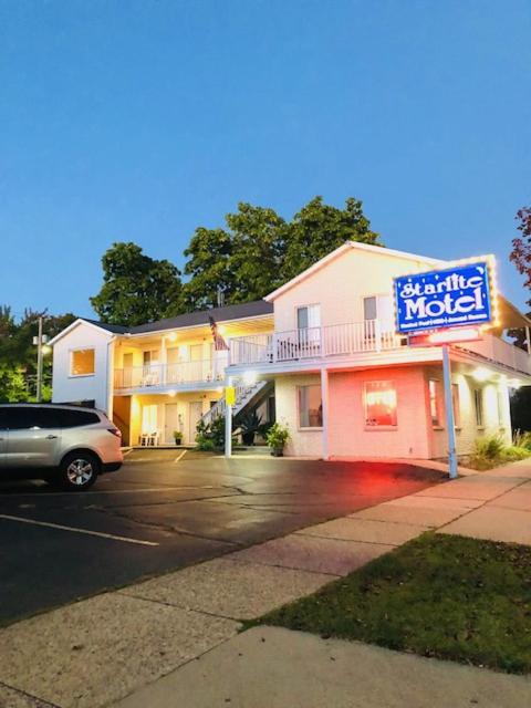 Starlite Motel Wisconsin Dells Exteriör bild